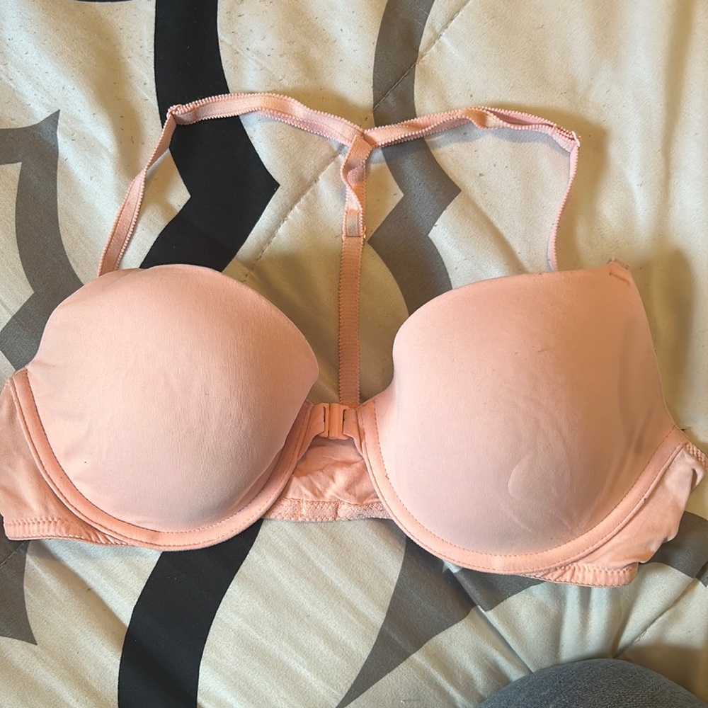 PINK Victoria’s Secret bra